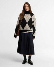 Load image into Gallery viewer, Barbour - Marlow Argyle Wool Jumper
