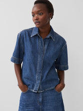 Load image into Gallery viewer, French Connection - Finley Denim Short Sleeve Shirt
