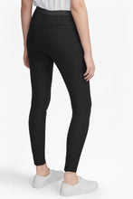 Load image into Gallery viewer, French Connection - Twill Skinny Trousers in Black
