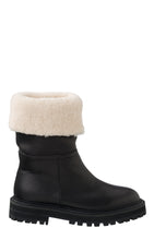 Load image into Gallery viewer, Yaya - Shearling Boot in Black
