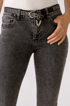 Load image into Gallery viewer, Oui - Cropped Skinny Fit Jeans
